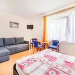 Проживание в семье Ewa *