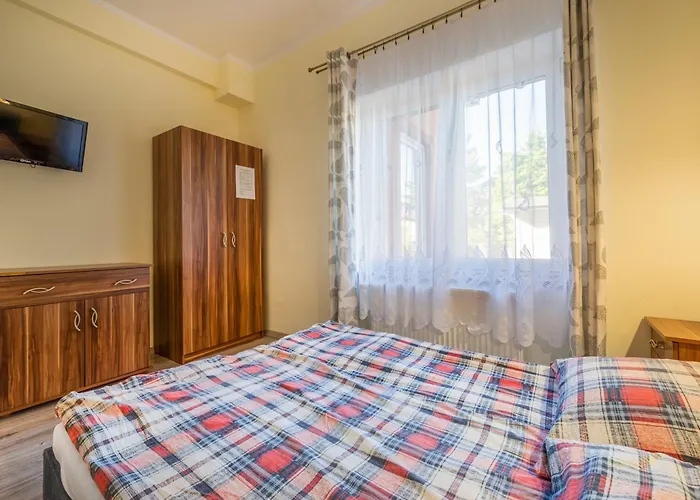 Δωμάτια σε οικογενειακή κατοικία Ewa