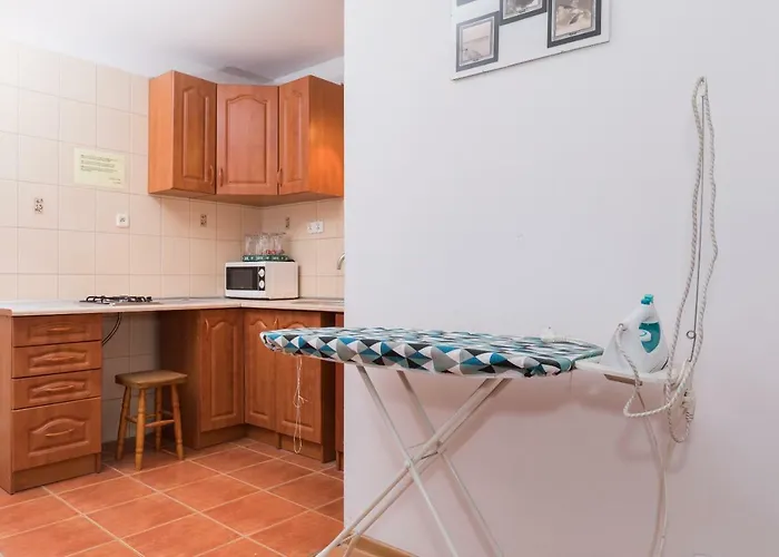 Δωμάτια σε οικογενειακή κατοικία Ewa